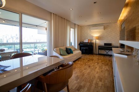 Sala  de apartamento para alugar com 4 quartos, 113m² em Vila Andrade, São Paulo