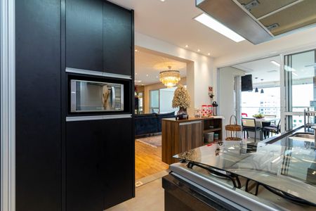 Apartamento à venda com 140m², 3 quartos e 3 vagas Apartamento à venda com 140m², 3 quartos e 3 vagasCozinha