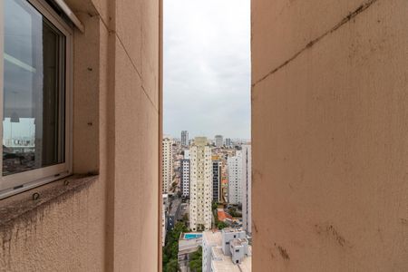 Apartamento à venda com 140m², 3 quartos e 3 vagas Apartamento à venda com 140m², 3 quartos e 3 vagasÁrea de Serviço - Vista