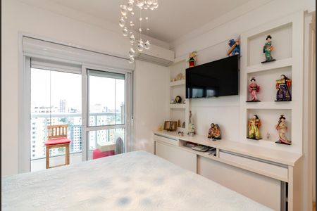 Apartamento à venda com 140m², 3 quartos e 3 vagas Apartamento à venda com 140m², 3 quartos e 3 vagasSuíte 1