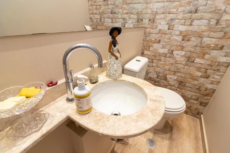 Apartamento à venda com 140m², 3 quartos e 3 vagas Apartamento à venda com 140m², 3 quartos e 3 vagasLavabo