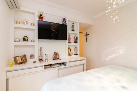 Apartamento à venda com 140m², 3 quartos e 3 vagas Apartamento à venda com 140m², 3 quartos e 3 vagasSuíte 1