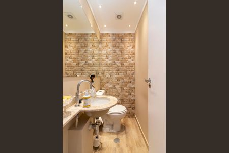 Apartamento à venda com 140m², 3 quartos e 3 vagas Apartamento à venda com 140m², 3 quartos e 3 vagasLavabo