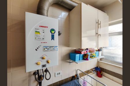 Apartamento à venda com 75m², 3 quartos e 1 vagaÁrea de Serviço