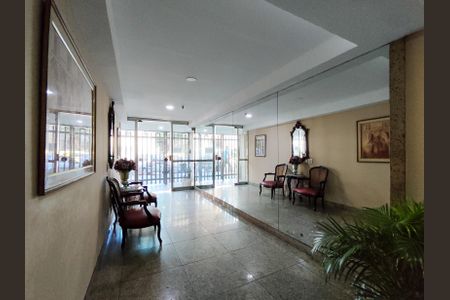 Apartamento à venda com 75m², 3 quartos e 1 vagaFachada e portaria