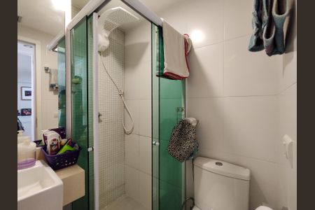 Apartamento à venda com 75m², 3 quartos e 1 vagaBanheiro Corredor