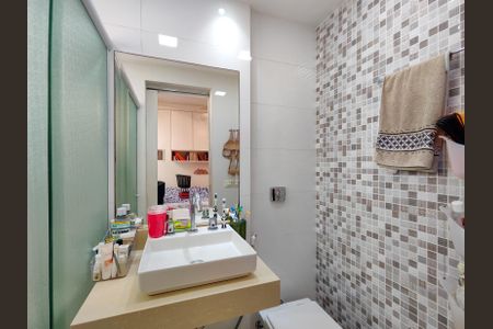 Apartamento à venda com 75m², 3 quartos e 1 vagaBanheiro da Suíte