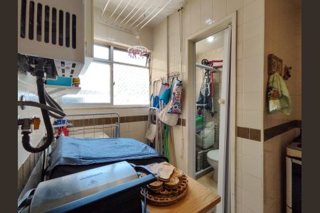 Apartamento à venda com 75m², 3 quartos e 1 vagaÁrea de Serviço