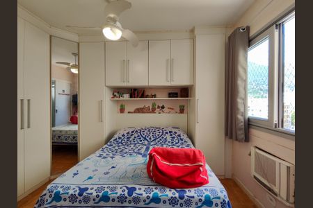 Apartamento à venda com 75m², 3 quartos e 1 vagaSuíte