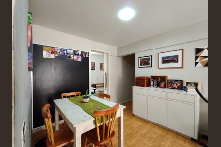 Apartamento à venda com 75m², 3 quartos e 1 vagaSala