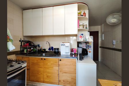 Apartamento à venda com 75m², 3 quartos e 1 vagaCozinha
