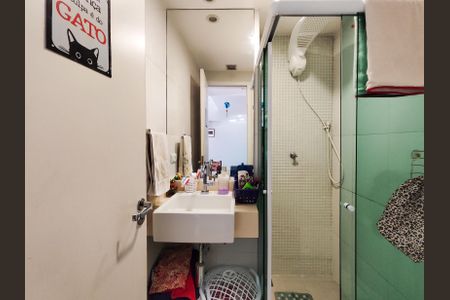 Apartamento à venda com 75m², 3 quartos e 1 vagaBanheiro Corredor