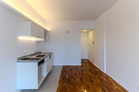 Studio para alugar com 33m², 1 quarto e sem vaga Studio para alugar com 33m², 1 quarto e sem vagaCozinha
