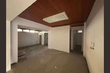 Casa à venda com 540m², 11 quartos e sem vaga