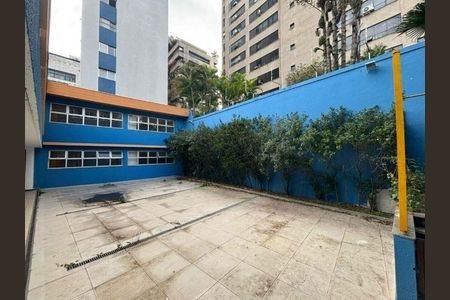 Casa à venda com 540m², 11 quartos e sem vaga