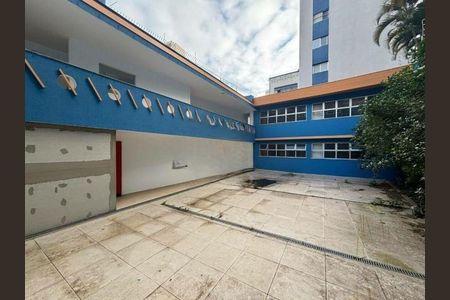 Casa à venda com 540m², 11 quartos e sem vaga