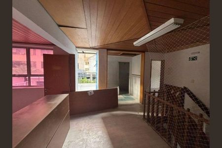 Casa à venda com 540m², 11 quartos e sem vaga