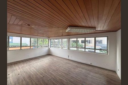 Casa à venda com 540m², 11 quartos e sem vaga