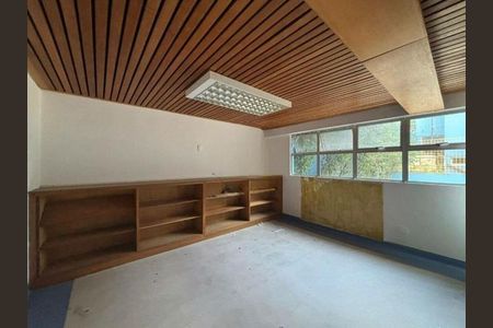 Casa à venda com 540m², 11 quartos e sem vaga