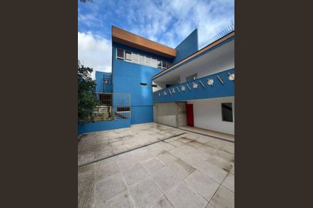 Casa à venda com 540m², 11 quartos e sem vaga