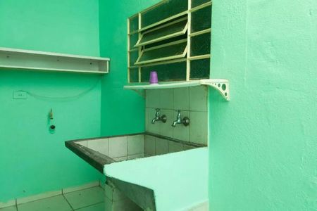 Casa à venda com 180m², 4 quartos e 2 vagas Casa à venda com 180m², 4 quartos e 2 vagasLavanderia casa 2