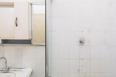 Casa à venda com 180m², 4 quartos e 2 vagas Casa à venda com 180m², 4 quartos e 2 vagasBanheiro casa 2