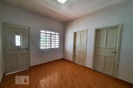 Casa à venda com 180m², 4 quartos e 2 vagas Casa à venda com 180m², 4 quartos e 2 vagasSala