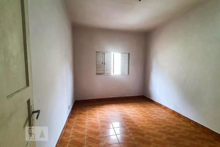 Casa à venda com 180m², 4 quartos e 2 vagas Casa à venda com 180m², 4 quartos e 2 vagasQuarto 1 Casa 1