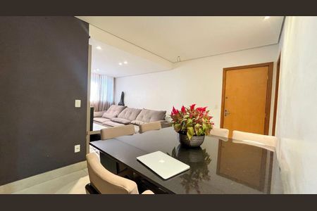 Apartamento à venda com 3 quartos, 110m² em Buritis, Belo Horizonte