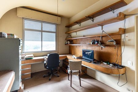 Apartamento à venda com 600m², 4 quartos e 4 vagas Apartamento à venda com 600m², 4 quartos e 4 vagasSuíte 4