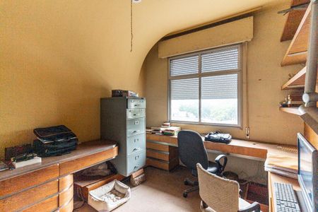 Apartamento à venda com 600m², 4 quartos e 4 vagas Apartamento à venda com 600m², 4 quartos e 4 vagasSuíte 4