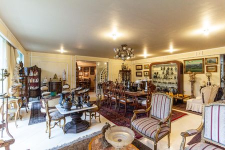 Apartamento à venda com 600m², 4 quartos e 4 vagas Apartamento à venda com 600m², 4 quartos e 4 vagasSala 1