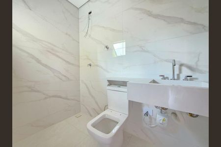 Casa à venda com 3 quartos, 100m² em Vila Frugoli, São Paulo