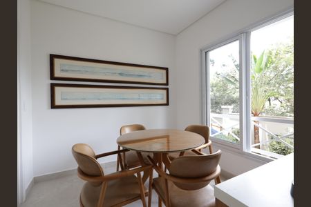 Casa de condomínio à venda com 420m², 4 quartos e 7 vagasCopa