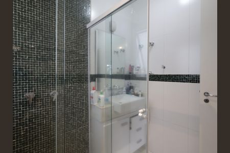 Casa de condomínio à venda com 420m², 4 quartos e 7 vagasBanheiro da Suíte 2