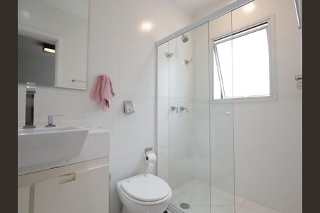 Casa de condomínio à venda com 420m², 4 quartos e 7 vagasBanheiro da Suíte 3