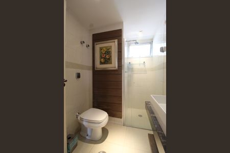 Apartamento à venda com 170m², 3 quartos e 3 vagasBanheiro Social