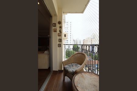 Varanda de apartamento à venda com 3 quartos, 170m² em Indianópolis, São Paulo