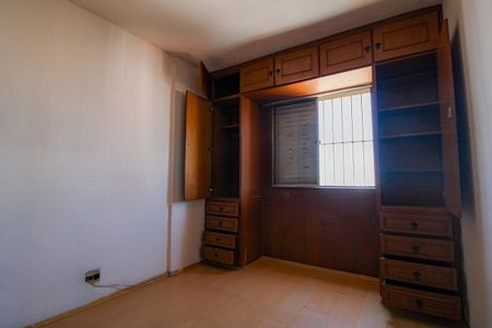 Apartamento à venda com 64m², 2 quartos e 1 vaga