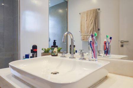 Apartamento à venda com 125m², 3 quartos e 2 vagasBanheiro da Suíte 1