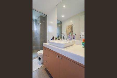 Apartamento à venda com 125m², 3 quartos e 2 vagasBanheiro da Suíte 1