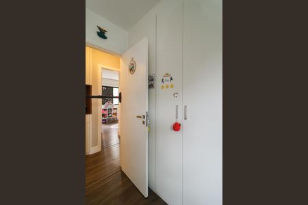 Apartamento à venda com 125m², 3 quartos e 2 vagasSuíte 3