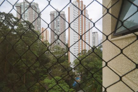 Apartamento à venda com 125m², 3 quartos e 2 vagasVista da Suíte 1