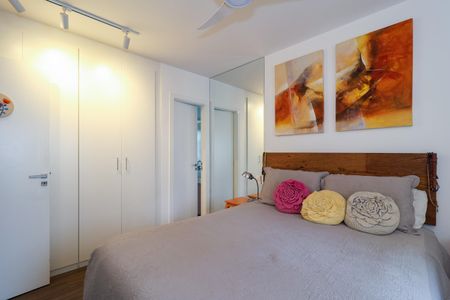 Apartamento à venda com 125m², 3 quartos e 2 vagasSuíte 1