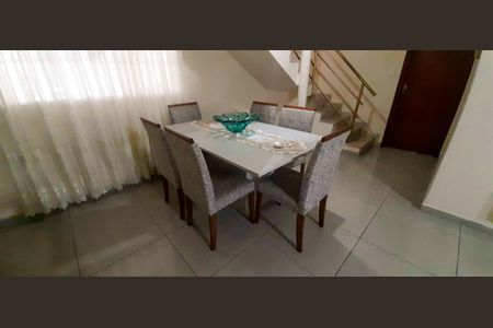 Sala de casa à venda com 3 quartos, 130m² em Jardim das Flores, Osasco