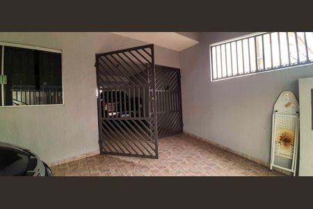 Casa à venda com 130m², 3 quartos e 3 vagas Casa à venda com 130m², 3 quartos e 3 vagasGaragem