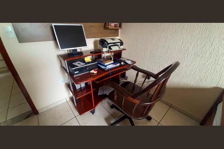 Casa à venda com 130m², 3 quartos e 3 vagas Casa à venda com 130m², 3 quartos e 3 vagasQuarto 2