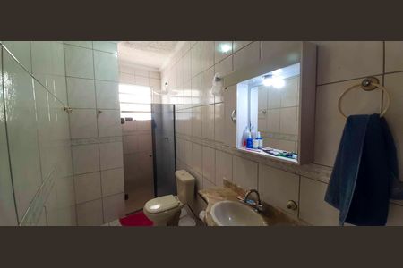 Casa à venda com 130m², 3 quartos e 3 vagas Casa à venda com 130m², 3 quartos e 3 vagasBanheiro da Suíte