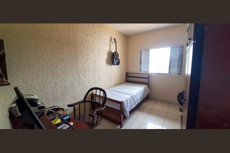 Casa à venda com 130m², 3 quartos e 3 vagas Casa à venda com 130m², 3 quartos e 3 vagasQuarto 2