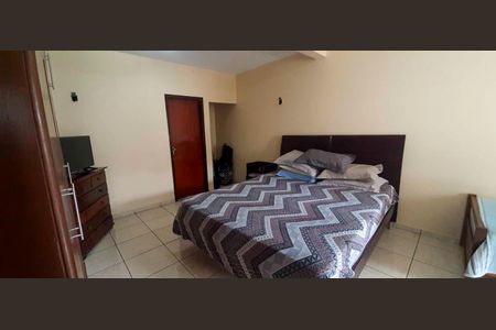 Casa à venda com 130m², 3 quartos e 3 vagas Casa à venda com 130m², 3 quartos e 3 vagasSuíte